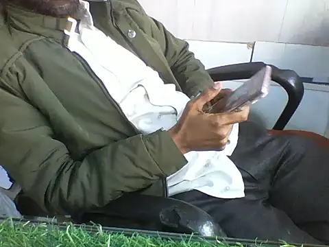 Snapshot of Desi_GfBf chatting on February 15, 10:03 am Desi GfBf online show from February 15, 10:03 am