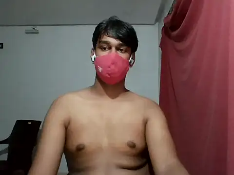 Snapshot of brownguy1234 chatting on January 19, 7:04 pm brownguy1234 online show from January 19, 7:04 pm