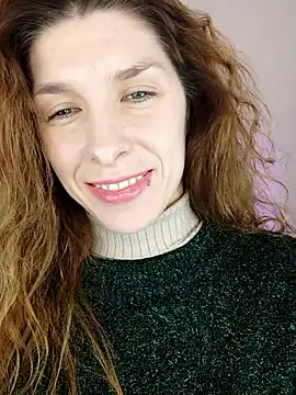 Snapshot of YourSuperModel chatting on January 9, 2:35 pm YourSuperModel online show from January 9, 2:35 pm