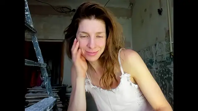 Snapshot of YourSuperModel chatting on June 17, 3:44 pm YourSuperModel online show from June 17, 3:44 pm
