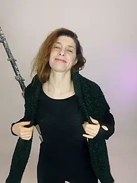 Snapshot of YourSuperModel chatting on January 6, 2:32 pm YourSuperModel online show from January 6, 2:32 pm