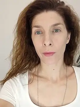 Snapshot of YourSuperModel chatting on November 5, 2:42 pm YourSuperModel online show from November 5, 2:42 pm