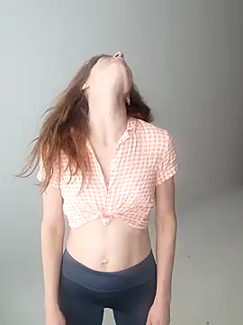 Snapshot of YourSuperModel chatting on October 9, 8:15 am YourSuperModel online show from October 9, 8:15 am