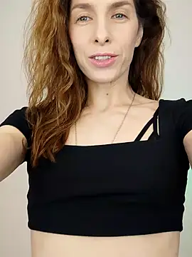 Snapshot of YourSuperModel chatting on December 20, 2:20 pm YourSuperModel online show from December 20, 2:20 pm