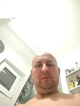 intx800 online show from April 19, 5:47 pm