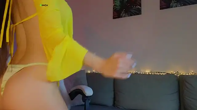 Snapshot of tina_akira chatting on October 27, 7:37 pm tina akira online show from October 27, 7:37 pm