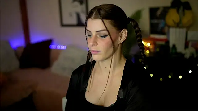 Bellis Perenis online show from November 30, 5:03 pm