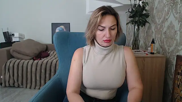 Mallinia online show from March 13, 11:48 am