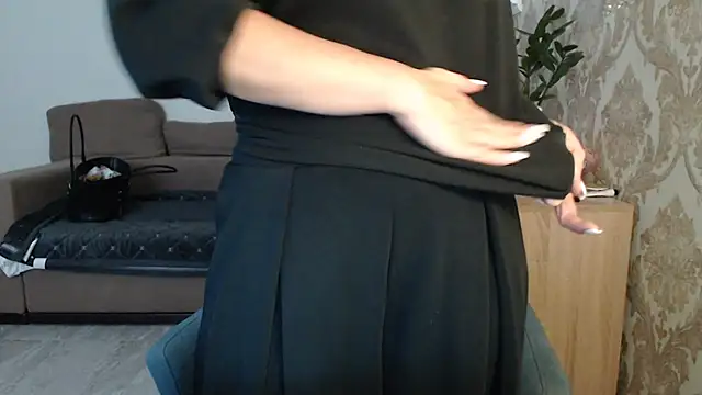 Mallinia online show from October 21, 12:04 pm