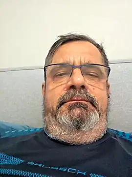 axecoman60 online show from January 15, 5:05 pm