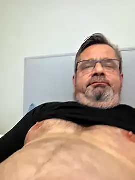 axecoman60 online show from February 17, 7:00 pm