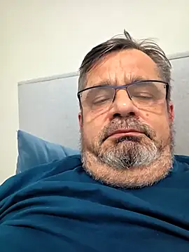 axecoman60 online show from February 24, 7:59 pm