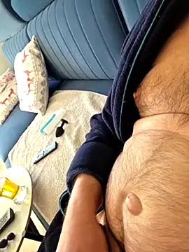 axecoman60 online show from February 9, 10:13 am