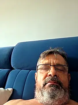 axecoman60 online show from March 15, 11:06 am