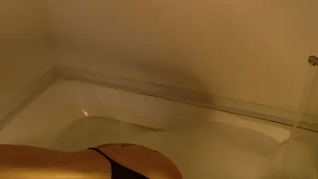 Bellla Haddid online show from March 6, 12:11 pm