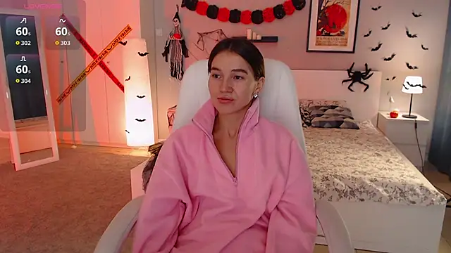 Snapshot of Bellla_Haddid chatting on October 31, 1:13 am Bellla Haddid online show from October 31, 1:13 am