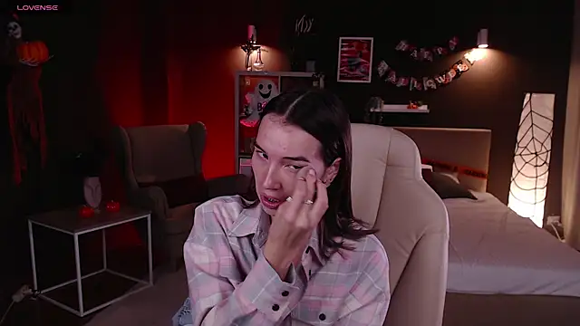 Snapshot of Bellla_Haddid chatting on October 23, 1:04 am Bellla Haddid online show from October 23, 1:04 am