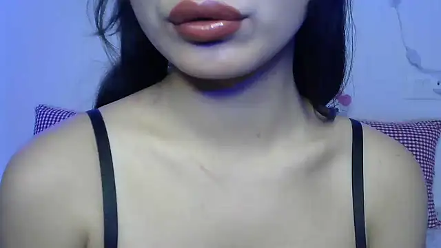 Snapshot of amrita2210 chatting on November 18, 5:27 pm amrita2210 online show from November 18, 5:27 pm