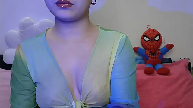 Snapshot of amrita2210 chatting on June 7, 6:02 pm amrita2210 online show from June 7, 6:02 pm