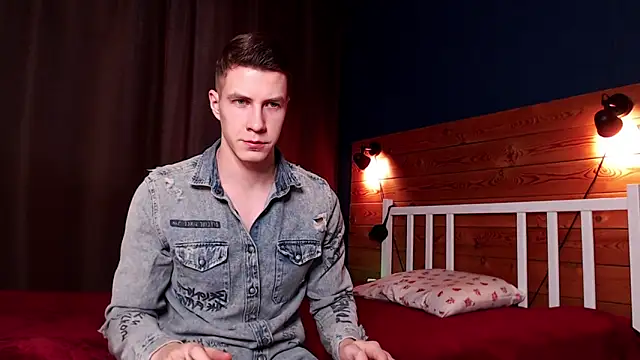 Snapshot of Chris_Brien chatting on March 7, 3:51 am Chris Brien online show from March 7, 3:51 am