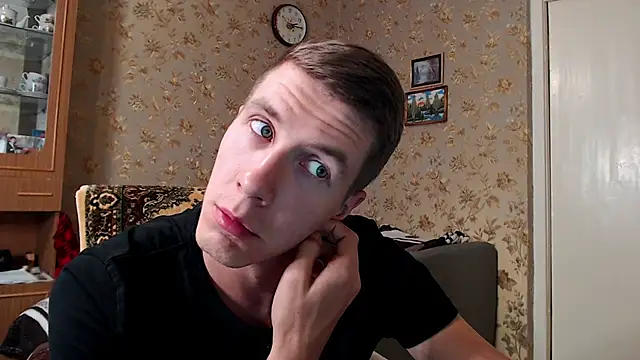 Snapshot of Chris_Brien chatting on September 8, 4:50 pm Chris Brien online show from September 8, 4:50 pm