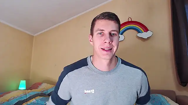 Snapshot of Chris_Brien chatting on October 24, 9:30 am Chris Brien online show from October 24, 9:30 am