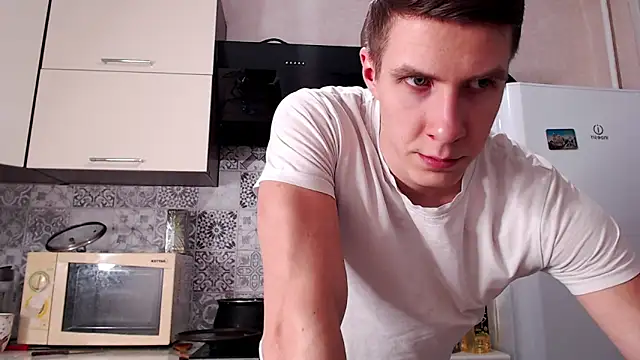 Snapshot of Chris_Brien chatting on February 23, 3:29 pm Chris Brien online show from February 23, 3:29 pm