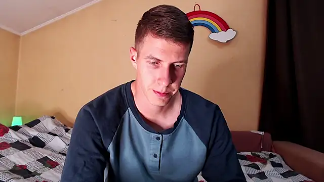 Snapshot of Chris_Brien chatting on October 4, 5:47 pm Chris Brien online show from October 4, 5:47 pm