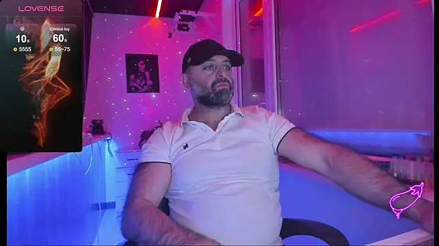 MAGABEAR077 online show from December 16, 3:27 pm