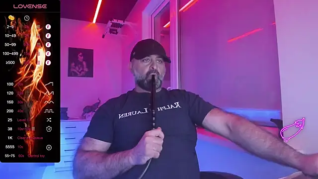 Snapshot of MAGABEAR077 chatting on July 14, 4:57 pm MAGABEAR077 online show from July 14, 4:57 pm