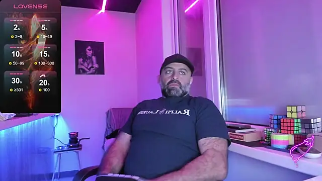 MAGABEAR077 online show from October 2, 10:07 am