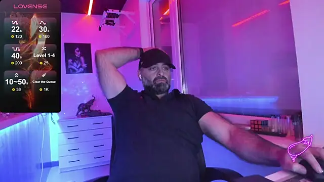 MAGABEAR077 online show from December 13, 8:04 pm