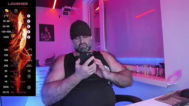 Snapshot of MAGABEAR077 chatting on July 3, 9:21 pm MAGABEAR077 online show from July 3, 9:21 pm