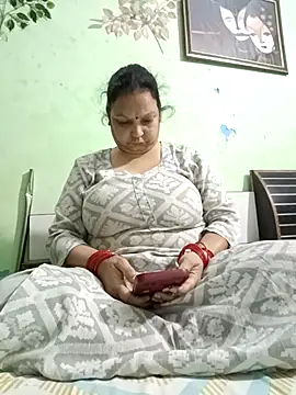 Snapshot of Kavya_kapoor chatting on November 25, 5:13 pm Kavya kapoor online show from November 25, 5:13 pm