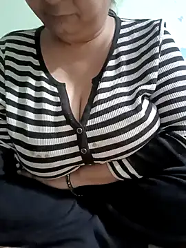 Kavya kapoor online show from February 21, 4:09 pm