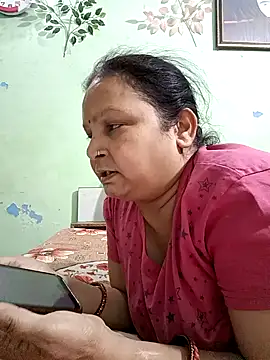 Kavya kapoor online show from March 19, 8:34 am