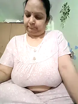 Snapshot of Kavya_kapoor chatting on November 10, 5:07 pm Kavya kapoor online show from November 10, 5:07 pm