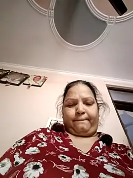 Snapshot of Kavya_kapoor chatting on November 25, 2:56 am Kavya kapoor online show from November 25, 2:56 am