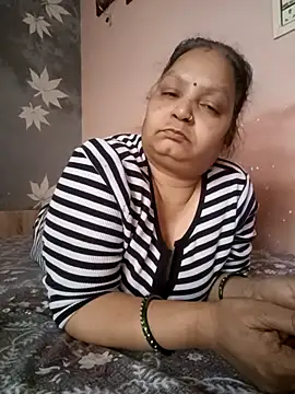 Kavya kapoor online show from February 27, 5:18 am