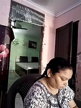 Snapshot of Kavya_kapoor chatting on October 19, 4:37 am Kavya kapoor online show from October 19, 4:37 am