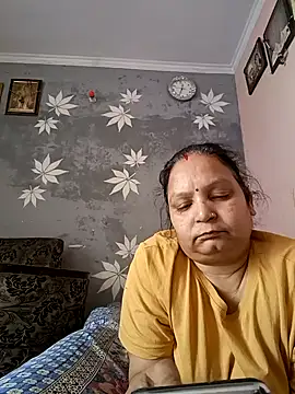 Kavya kapoor online show from March 11, 7:03 am