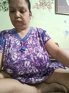 Snapshot of Kavya_kapoor chatting on June 7, 5:29 pm Kavya kapoor online show from June 7, 5:29 pm