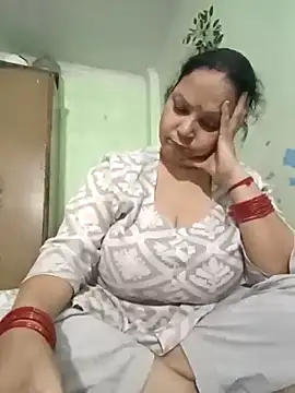 Snapshot of Kavya_kapoor chatting on November 13, 5:17 pm Kavya kapoor online show from November 13, 5:17 pm