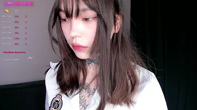 Snapshot of Dark_Ester chatting on September 30, 12:44 pm Dark Ester online show from September 30, 12:44 pm