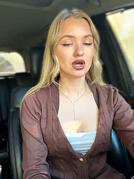 Devill Angel  online show from October 17, 11:12 am