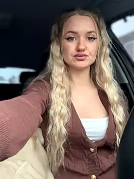 Devill Angel  online show from November 26, 11:10 am