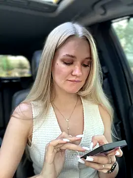 Devill Angel  online show from September 11, 11:21 am