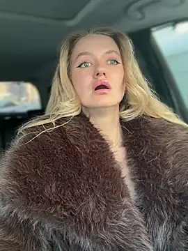 Devill Angel  online show from February 5, 10:55 am