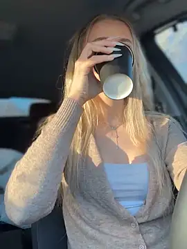 Devill Angel  online show from November 15, 8:40 am