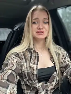 Devill Angel  online show from November 9, 9:13 am